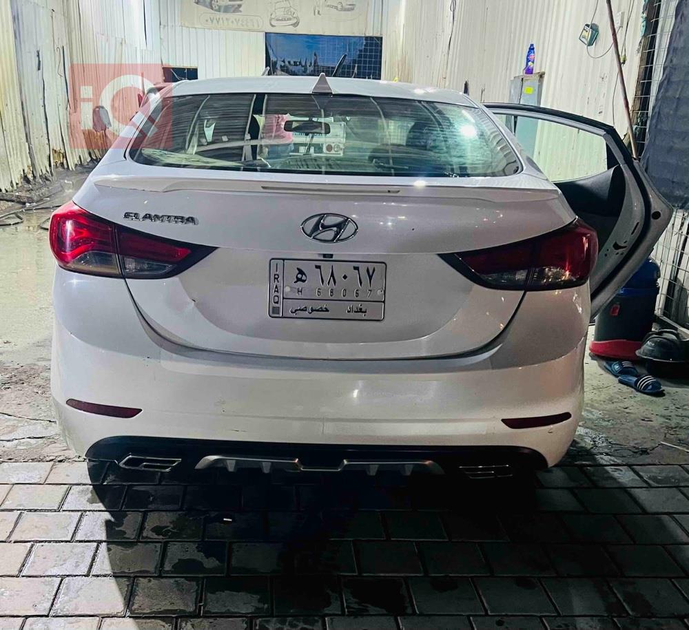 هیوندای ئەلەنترا